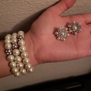 Bracelet with stud earrings